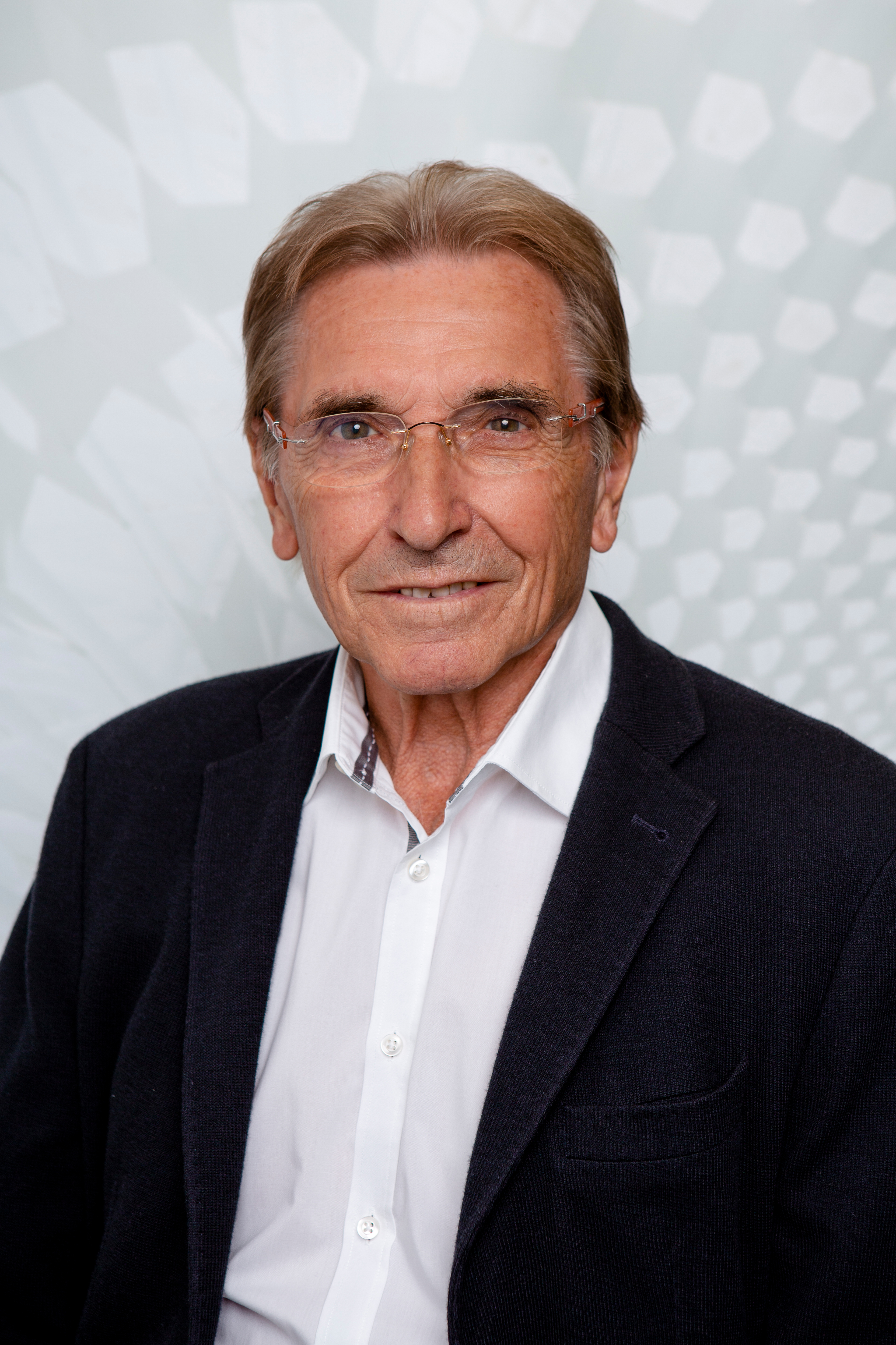 Horst Fricke, Gründer der SF Gebäudereinigung